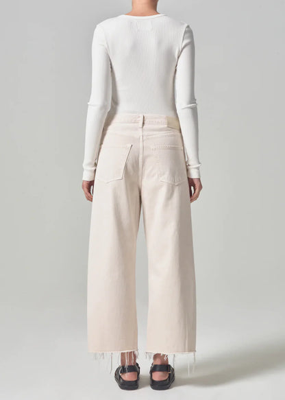 Citizens of Humanity Ayla Raw Hem Crop in Almondette