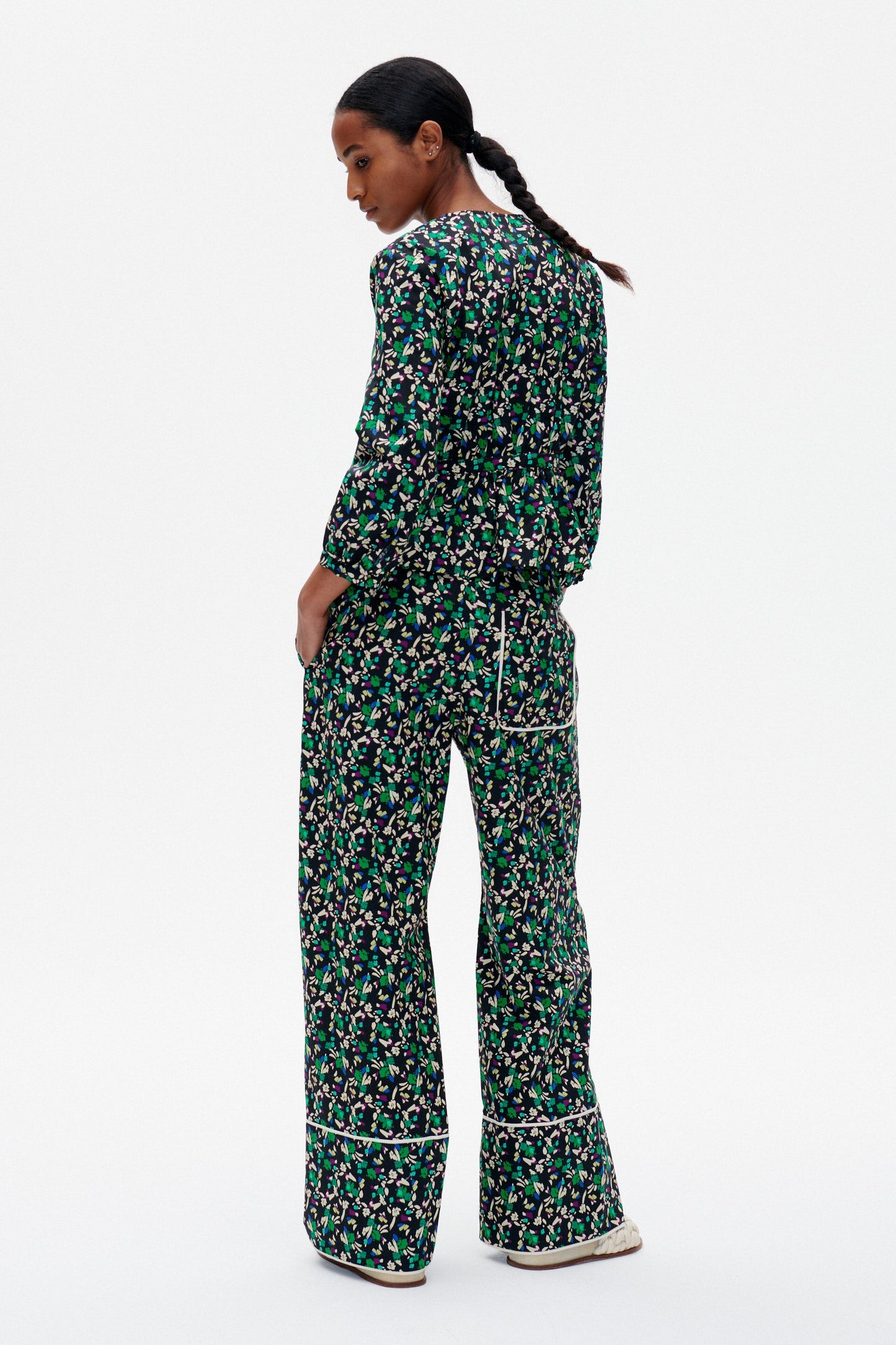 Baum Und Pferdgarten Nala Trousers Black and Dandy Flower