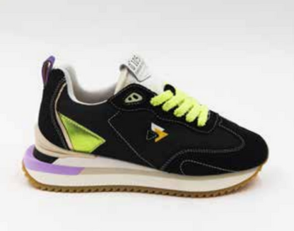 0-105 Lenox Black Trainers Bittersweet