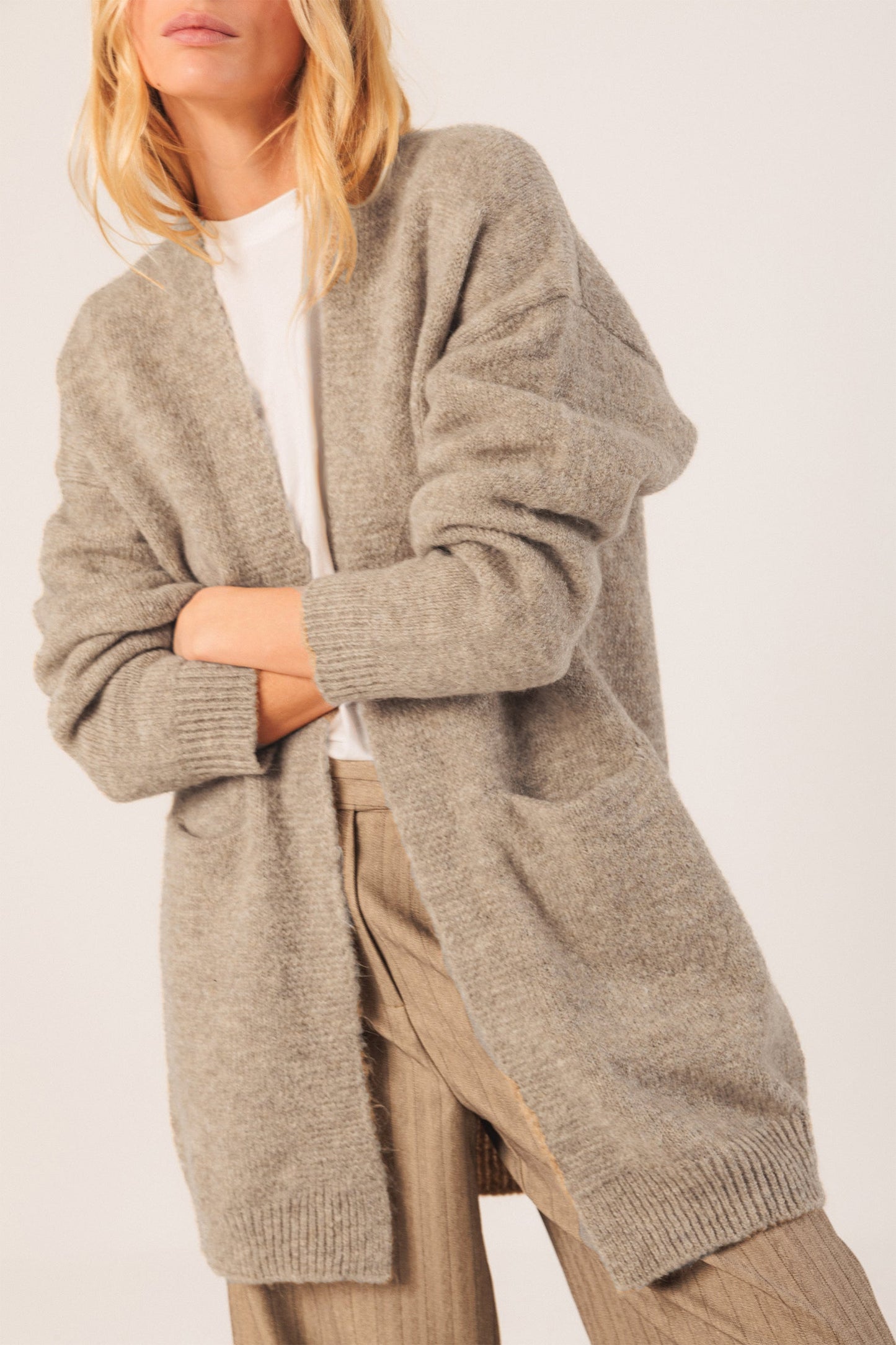 Indi & Cold Long Cardigan Beige