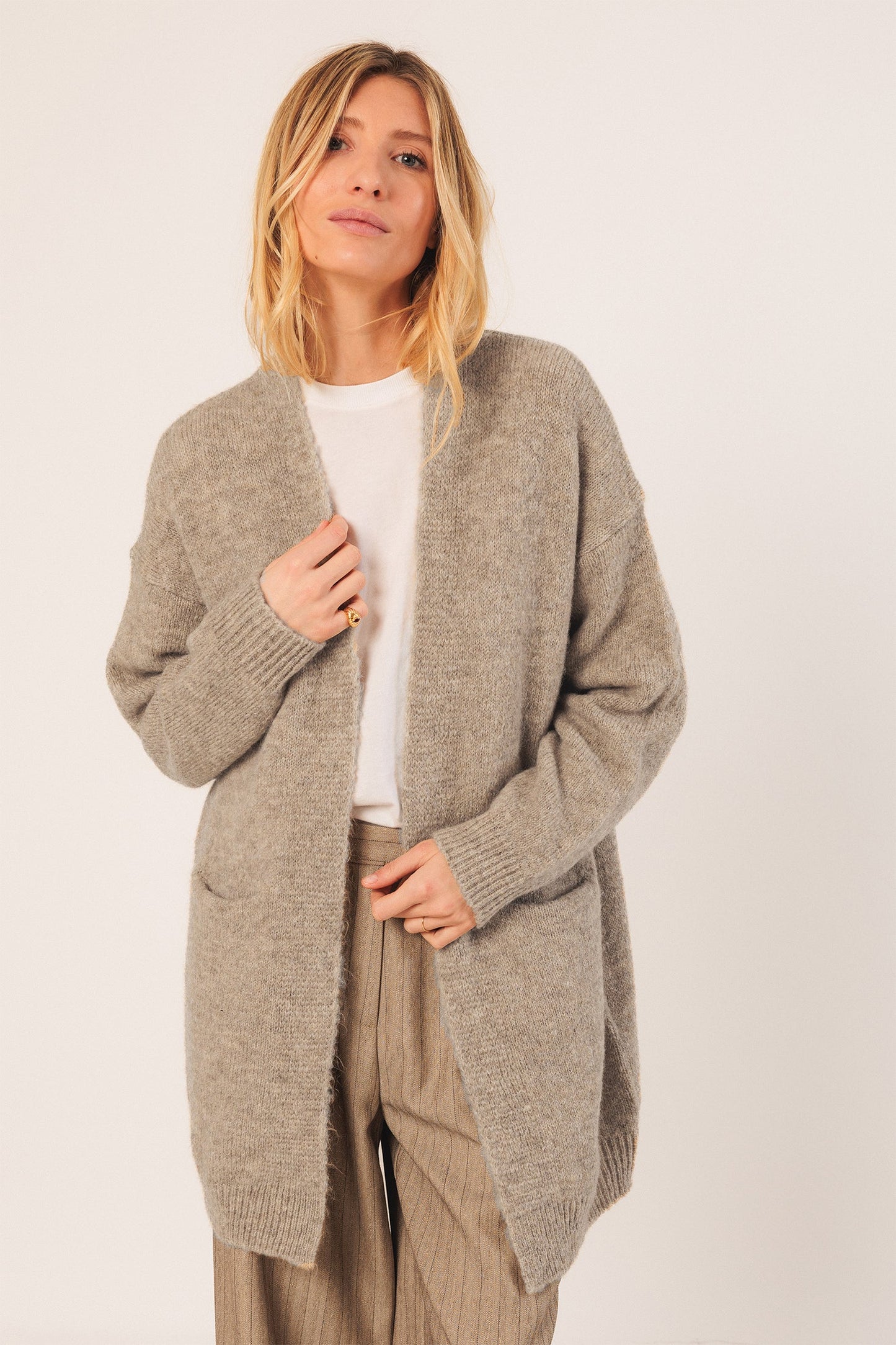 Indi & Cold Long Cardigan Beige