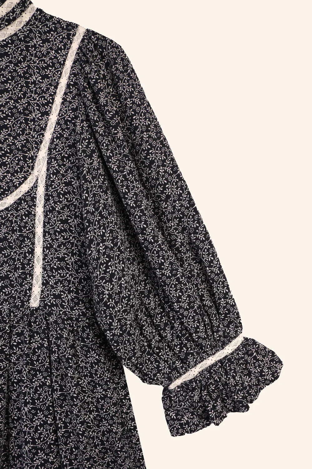 Meadows Amaryllis Dress