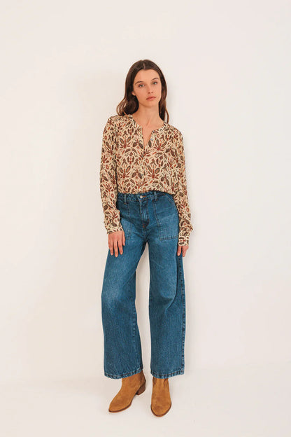 Indi & Cold Smock Detail Printed Blouse Caramel